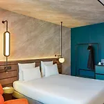 Hotel Novotel 4*