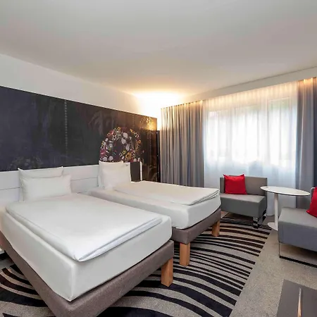 Novotel Hotel 4*