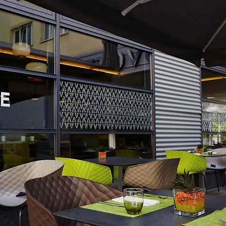 Novotel Hotel 4*