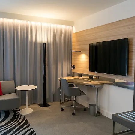 Novotel 4*