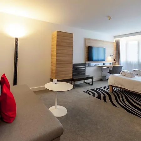 Novotel 4*
