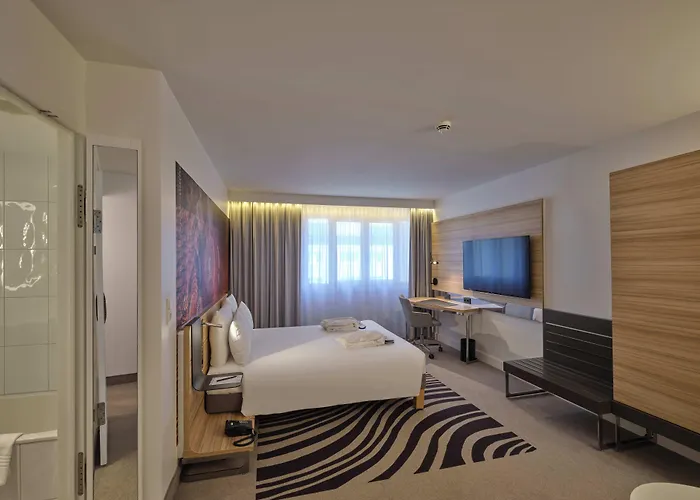 Novotel 4*