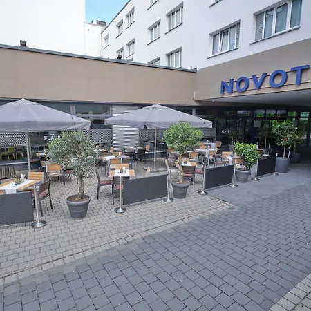 Novotel 4*