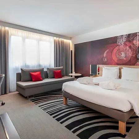 Novotel Hotel 4*