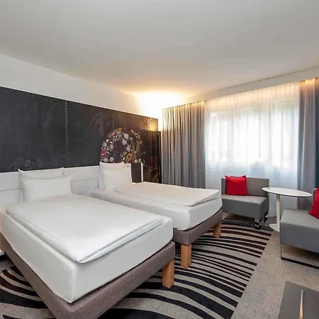 Ξενοδοχείο Novotel 4*