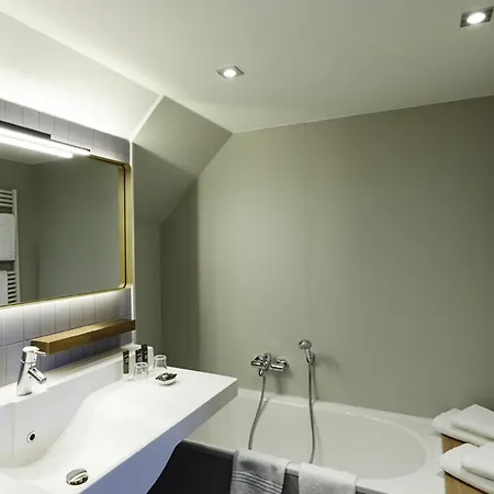 Novotel 4*