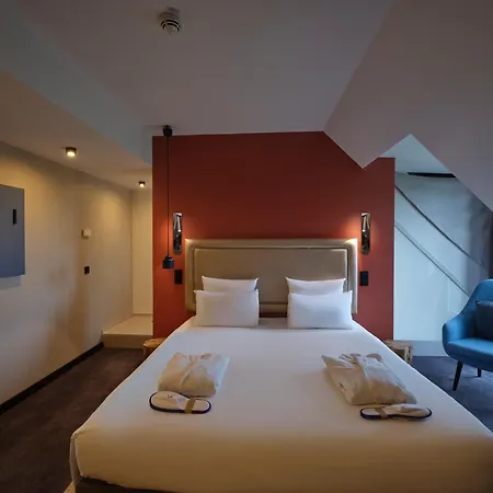 ノボテル シティ 4*