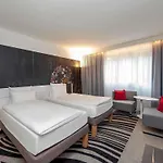 Novotel Hotel 4*